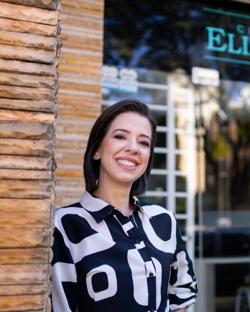 Fachada da Clínica Estética Eliane Balbino na Av. Presidente Bernardes em Rolândia PR